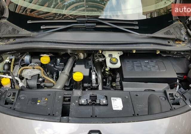 Сірий Рено Megane Scenic, об'ємом двигуна 1.5 л та пробігом 221 тис. км за 6900 $, фото 15 на Automoto.ua