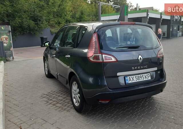 Серый Рено Megane Scenic, объемом двигателя 1.46 л и пробегом 240 тыс. км за 7900 $, фото 6 на Automoto.ua