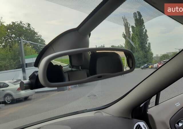 Серый Рено Megane Scenic, объемом двигателя 1.46 л и пробегом 240 тыс. км за 7900 $, фото 64 на Automoto.ua
