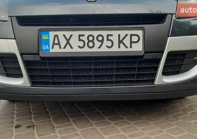 Серый Рено Megane Scenic, объемом двигателя 1.46 л и пробегом 240 тыс. км за 7900 $, фото 20 на Automoto.ua