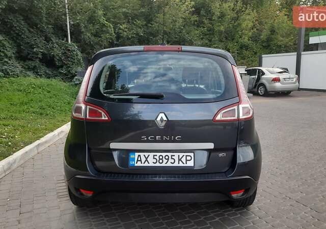 Серый Рено Megane Scenic, объемом двигателя 1.46 л и пробегом 240 тыс. км за 7900 $, фото 9 на Automoto.ua