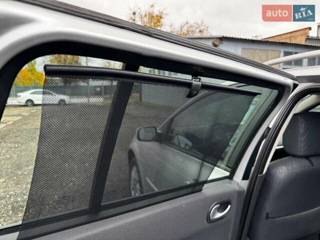 Серый Рено Megane Scenic, объемом двигателя 1.6 л и пробегом 270 тыс. км за 5990 $, фото 19 на Automoto.ua