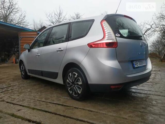 Серый Рено Megane Scenic, объемом двигателя 1.5 л и пробегом 245 тыс. км за 7000 $, фото 19 на Automoto.ua