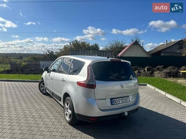 Серый Рено Megane Scenic, объемом двигателя 1.5 л и пробегом 195 тыс. км за 5999 $, фото 24 на Automoto.ua