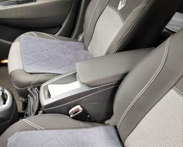 Серый Рено Megane Scenic, объемом двигателя 1.5 л и пробегом 289 тыс. км за 5800 $, фото 2 на Automoto.ua