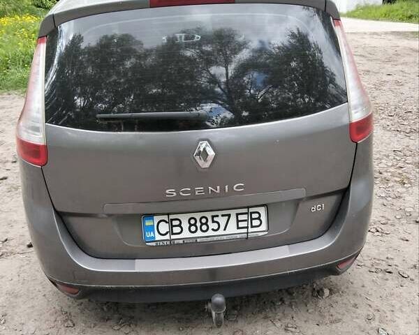Серый Рено Megane Scenic, объемом двигателя 1.5 л и пробегом 289 тыс. км за 5800 $, фото 3 на Automoto.ua
