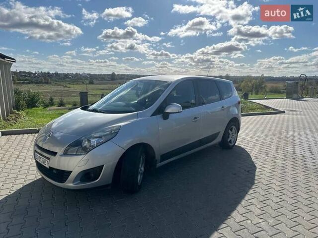 Серый Рено Megane Scenic, объемом двигателя 1.5 л и пробегом 195 тыс. км за 5999 $, фото 15 на Automoto.ua