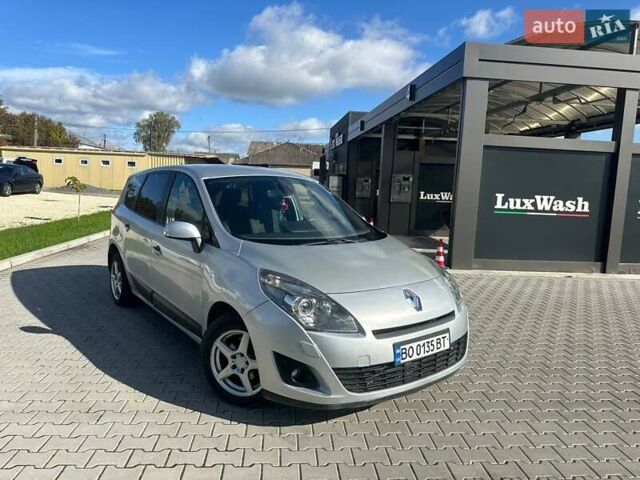 Серый Рено Megane Scenic, объемом двигателя 1.5 л и пробегом 195 тыс. км за 5999 $, фото 20 на Automoto.ua