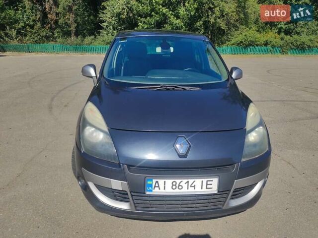 Серый Рено Megane Scenic, объемом двигателя 1.5 л и пробегом 336 тыс. км за 6800 $, фото 1 на Automoto.ua