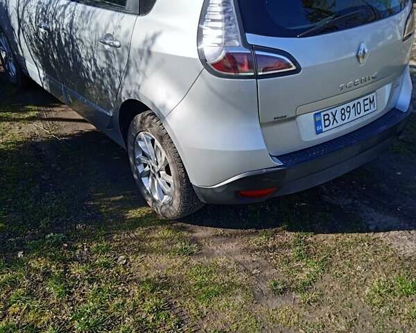 Сірий Рено Megane Scenic, об'ємом двигуна 1.5 л та пробігом 249 тис. км за 7250 $, фото 14 на Automoto.ua