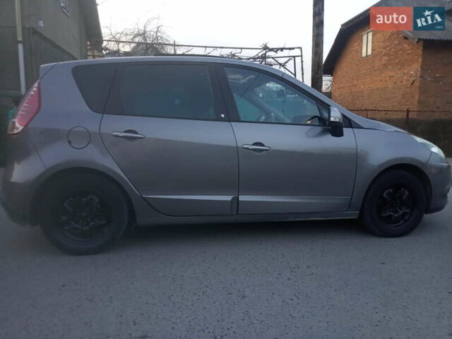 Сірий Рено Megane Scenic, об'ємом двигуна 1.6 л та пробігом 255 тис. км за 6800 $, фото 5 на Automoto.ua