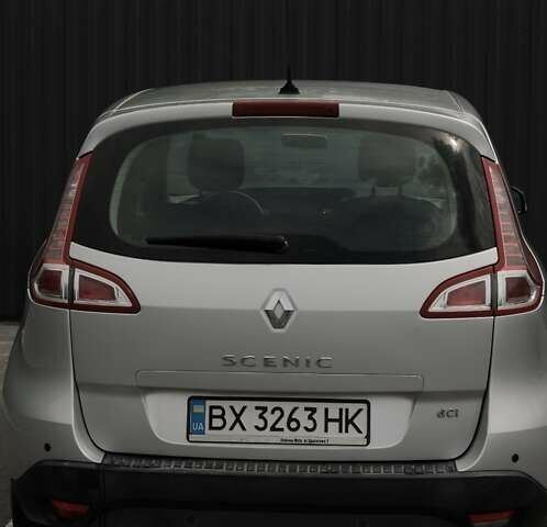 Сірий Рено Megane Scenic, об'ємом двигуна 1.5 л та пробігом 325 тис. км за 6200 $, фото 9 на Automoto.ua