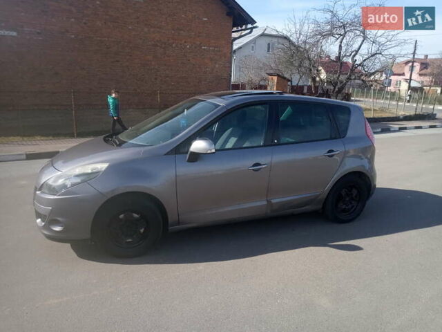 Сірий Рено Megane Scenic, об'ємом двигуна 1.6 л та пробігом 255 тис. км за 6800 $, фото 4 на Automoto.ua