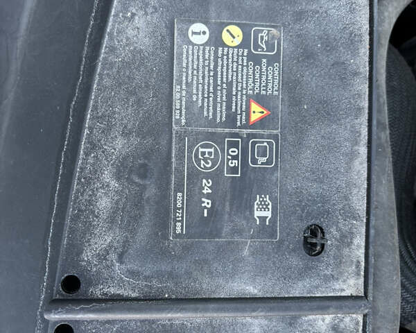 Сірий Рено Megane Scenic, об'ємом двигуна 1.5 л та пробігом 256 тис. км за 6700 $, фото 29 на Automoto.ua