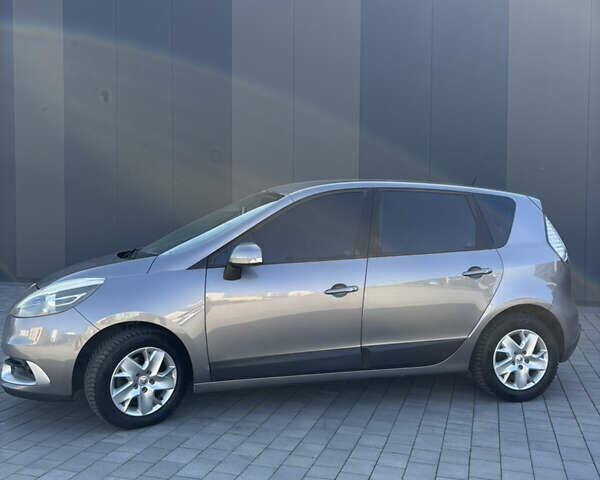 Сірий Рено Megane Scenic, об'ємом двигуна 1.5 л та пробігом 256 тис. км за 6700 $, фото 3 на Automoto.ua