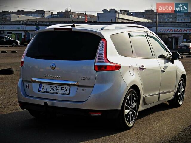 Сірий Рено Megane Scenic, об'ємом двигуна 1.6 л та пробігом 200 тис. км за 9900 $, фото 2 на Automoto.ua