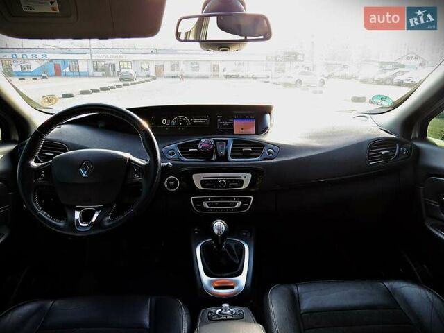 Сірий Рено Megane Scenic, об'ємом двигуна 1.6 л та пробігом 200 тис. км за 9900 $, фото 18 на Automoto.ua