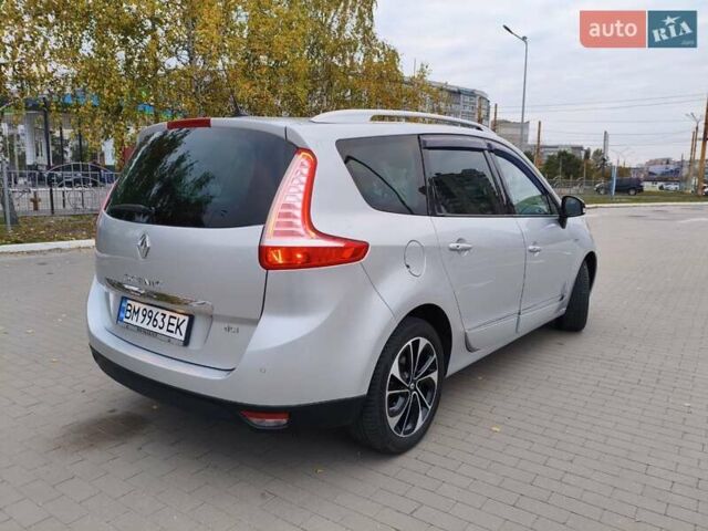 Серый Рено Megane Scenic, объемом двигателя 1.5 л и пробегом 259 тыс. км за 9900 $, фото 6 на Automoto.ua