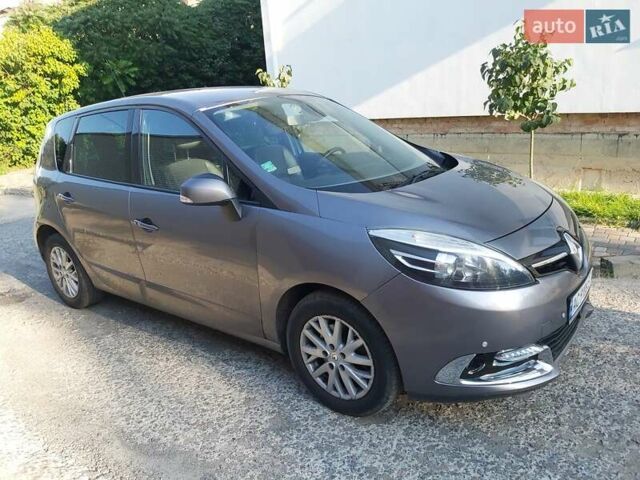 Серый Рено Megane Scenic, объемом двигателя 1.5 л и пробегом 180 тыс. км за 10300 $, фото 26 на Automoto.ua