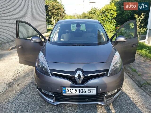 Серый Рено Megane Scenic, объемом двигателя 1.5 л и пробегом 180 тыс. км за 10300 $, фото 12 на Automoto.ua