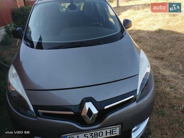 Серый Рено Megane Scenic, объемом двигателя 1.6 л и пробегом 133 тыс. км за 11000 $, фото 20 на Automoto.ua