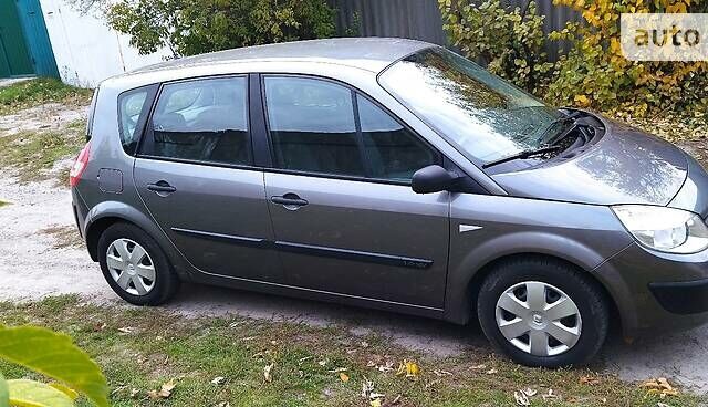 Сірий Рено Megane Scenic, об'ємом двигуна 1.6 л та пробігом 204 тис. км за 4900 $, фото 4 на Automoto.ua