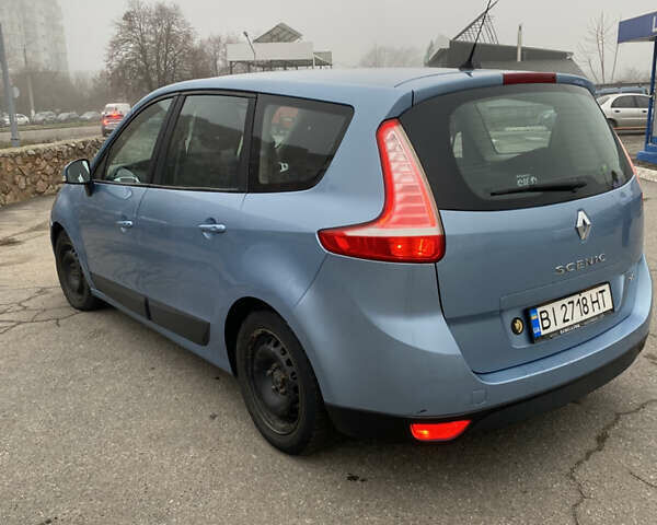 Синій Рено Megane Scenic, об'ємом двигуна 1.46 л та пробігом 198 тис. км за 5700 $, фото 2 на Automoto.ua