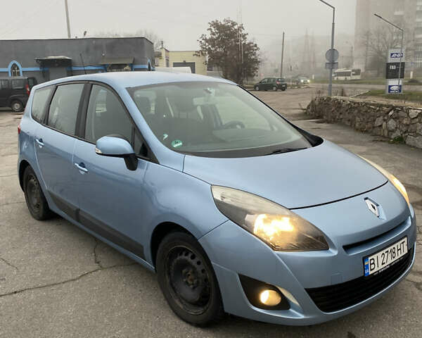 Синій Рено Megane Scenic, об'ємом двигуна 1.46 л та пробігом 198 тис. км за 5700 $, фото 5 на Automoto.ua