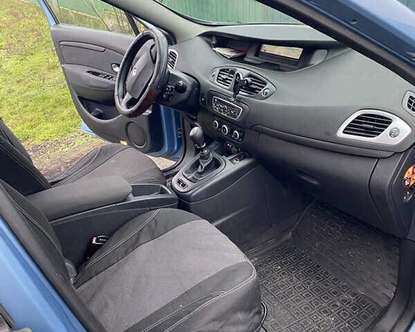 Синій Рено Megane Scenic, об'ємом двигуна 1.46 л та пробігом 198 тис. км за 5700 $, фото 10 на Automoto.ua