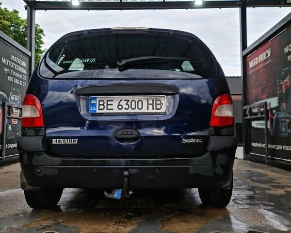 Синий Рено Megane Scenic, объемом двигателя 1.6 л и пробегом 369 тыс. км за 2700 $, фото 1 на Automoto.ua