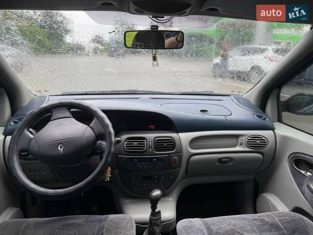 Рено Megane Scenic 2000 в Львове на Automoto.ua Синий Рено Megane Scenic, объемом двигателя 2 л и пробегом 305 тыс. км за 2600 $, фото 17 на Automoto.ua