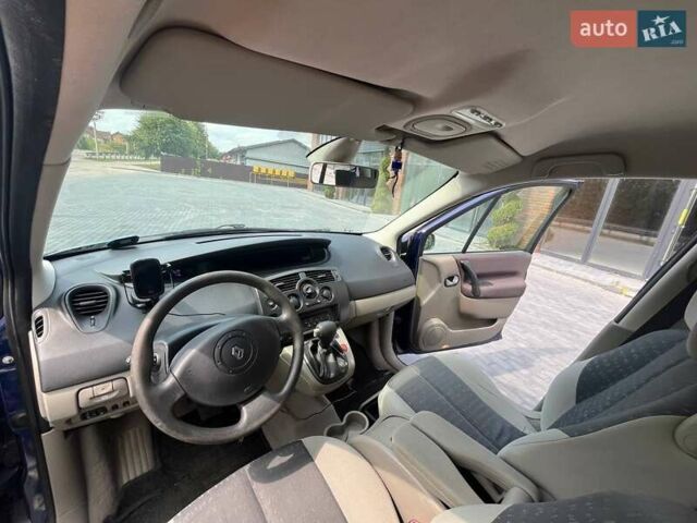 Синій Рено Megane Scenic, об'ємом двигуна 1.6 л та пробігом 135 тис. км за 5290 $, фото 49 на Automoto.ua