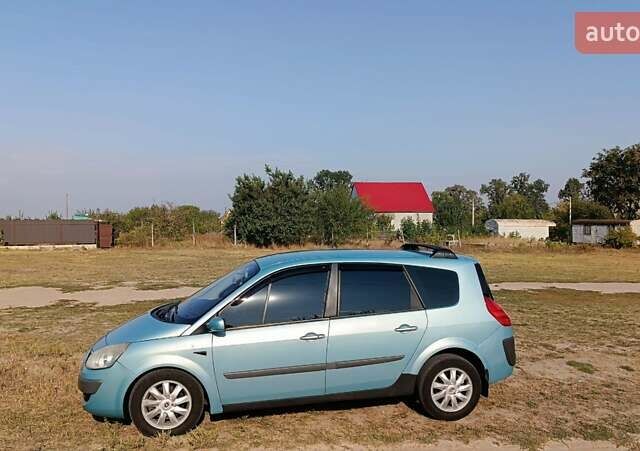 Синий Рено Megane Scenic, объемом двигателя 1.87 л и пробегом 354 тыс. км за 5600 $, фото 8 на Automoto.ua