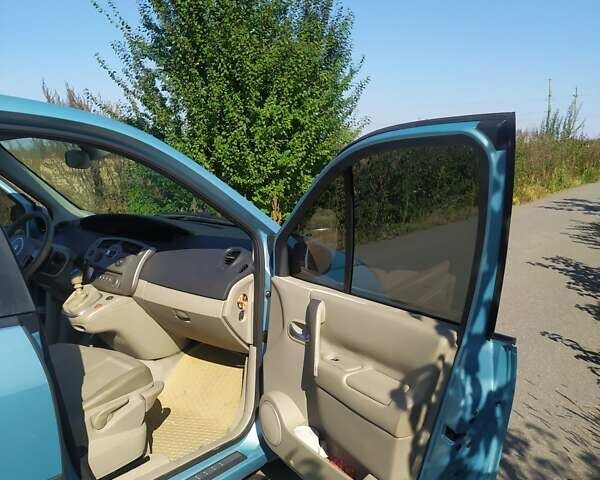 Синій Рено Megane Scenic, об'ємом двигуна 1.87 л та пробігом 238 тис. км за 5599 $, фото 8 на Automoto.ua