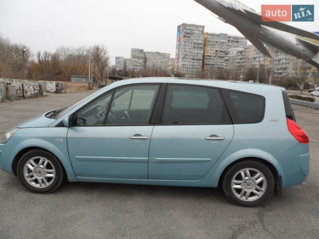 Синий Рено Megane Scenic, объемом двигателя 1.6 л и пробегом 220 тыс. км за 6500 $, фото 8 на Automoto.ua