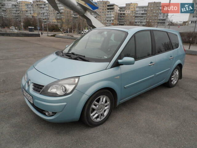 Синий Рено Megane Scenic, объемом двигателя 1.6 л и пробегом 220 тыс. км за 6500 $, фото 6 на Automoto.ua