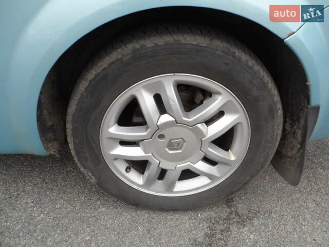 Синий Рено Megane Scenic, объемом двигателя 1.6 л и пробегом 220 тыс. км за 6500 $, фото 55 на Automoto.ua