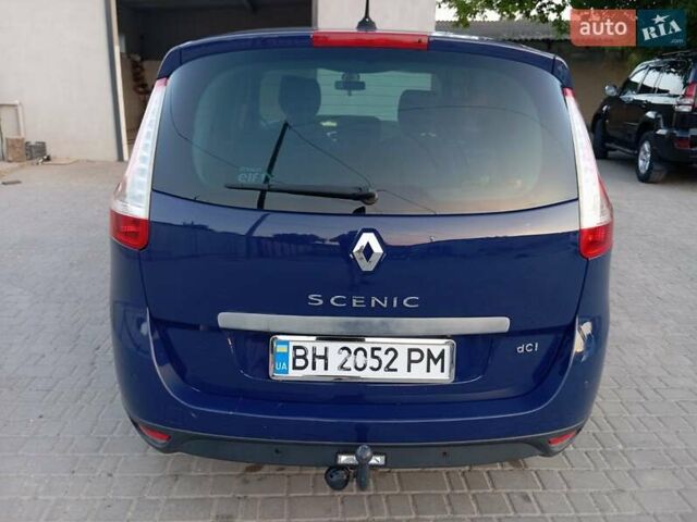 Синий Рено Megane Scenic, объемом двигателя 2 л и пробегом 295 тыс. км за 7699 $, фото 6 на Automoto.ua
