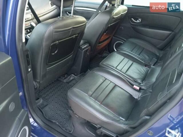 Синий Рено Megane Scenic, объемом двигателя 2 л и пробегом 295 тыс. км за 7699 $, фото 15 на Automoto.ua