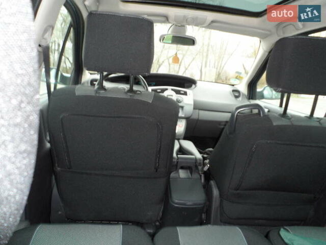 Синий Рено Megane Scenic, объемом двигателя 1.6 л и пробегом 220 тыс. км за 6500 $, фото 25 на Automoto.ua