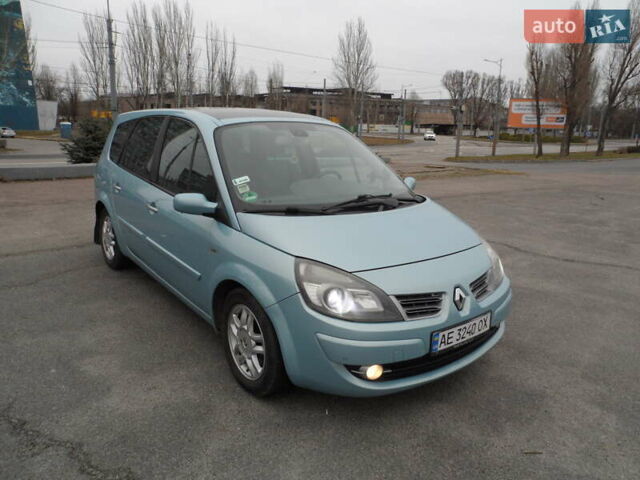 Синий Рено Megane Scenic, объемом двигателя 1.6 л и пробегом 220 тыс. км за 6500 $, фото 4 на Automoto.ua