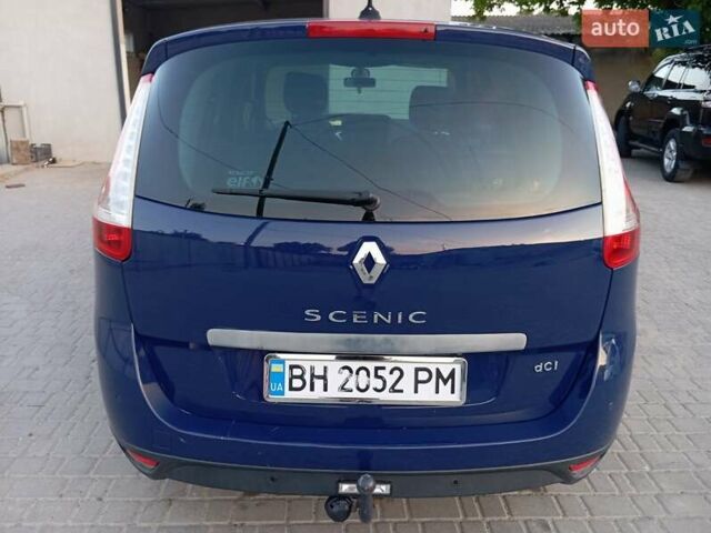 Синий Рено Megane Scenic, объемом двигателя 2 л и пробегом 295 тыс. км за 7699 $, фото 10 на Automoto.ua