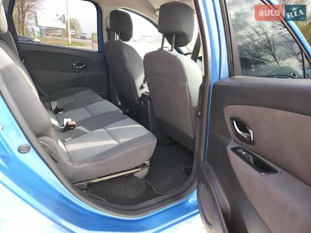 Синий Рено Megane Scenic, объемом двигателя 1.5 л и пробегом 229 тыс. км за 8500 $, фото 10 на Automoto.ua