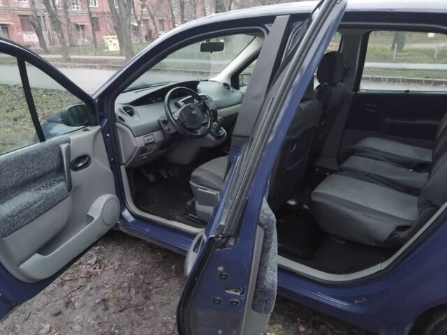 Синій Рено Megane Scenic, об'ємом двигуна 1.5 л та пробігом 160 тис. км за 4200 $, фото 5 на Automoto.ua