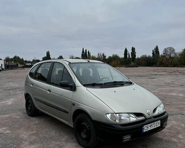 Зеленый Рено Megane Scenic, объемом двигателя 1.4 л и пробегом 250 тыс. км за 3450 $, фото 4 на Automoto.ua