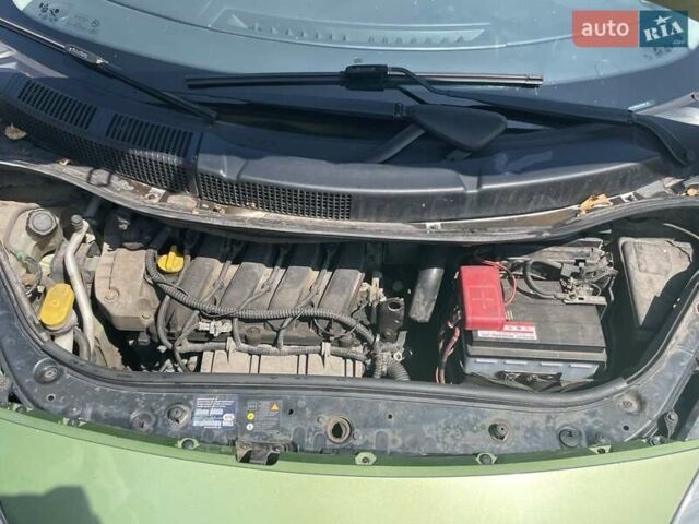 Зелений Рено Megane Scenic, об'ємом двигуна 2 л та пробігом 282 тис. км за 5500 $, фото 11 на Automoto.ua
