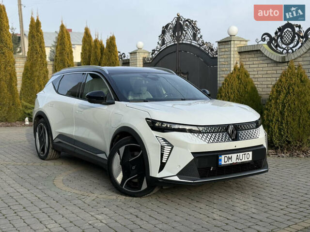 Белый Рено Scenic E-TECH, объемом двигателя 0 л и пробегом 14 тыс. км за 31000 $, фото 11 на Automoto.ua