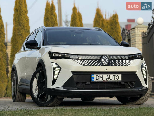 Белый Рено Scenic E-TECH, объемом двигателя 0 л и пробегом 14 тыс. км за 31000 $, фото 6 на Automoto.ua
