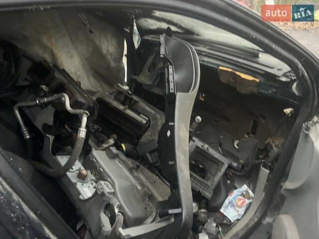 Зеленый Рено Scenic RX4, объемом двигателя 2 л и пробегом 400 тыс. км за 3000 $, фото 8 на Automoto.ua