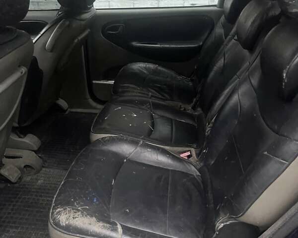 Зеленый Рено Scenic RX4, объемом двигателя 2 л и пробегом 400 тыс. км за 3000 $, фото 7 на Automoto.ua